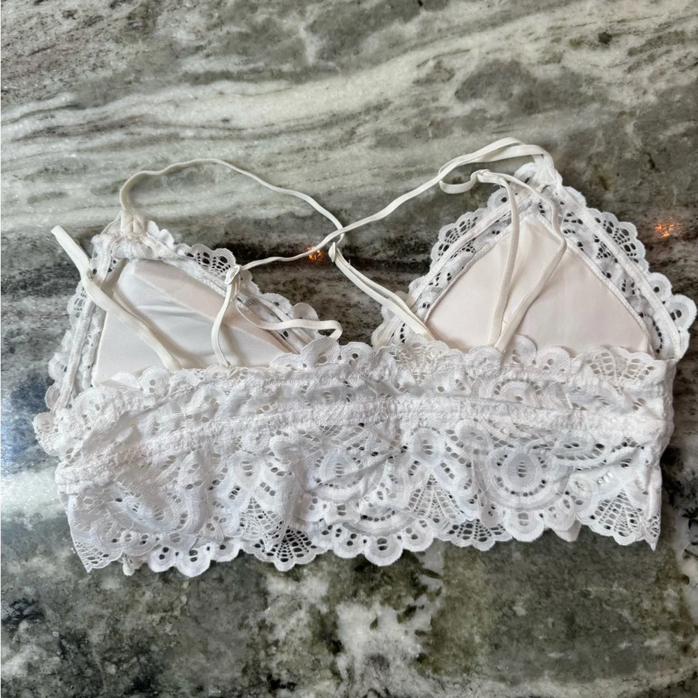 SO. White Lace Bralette Women’s XL